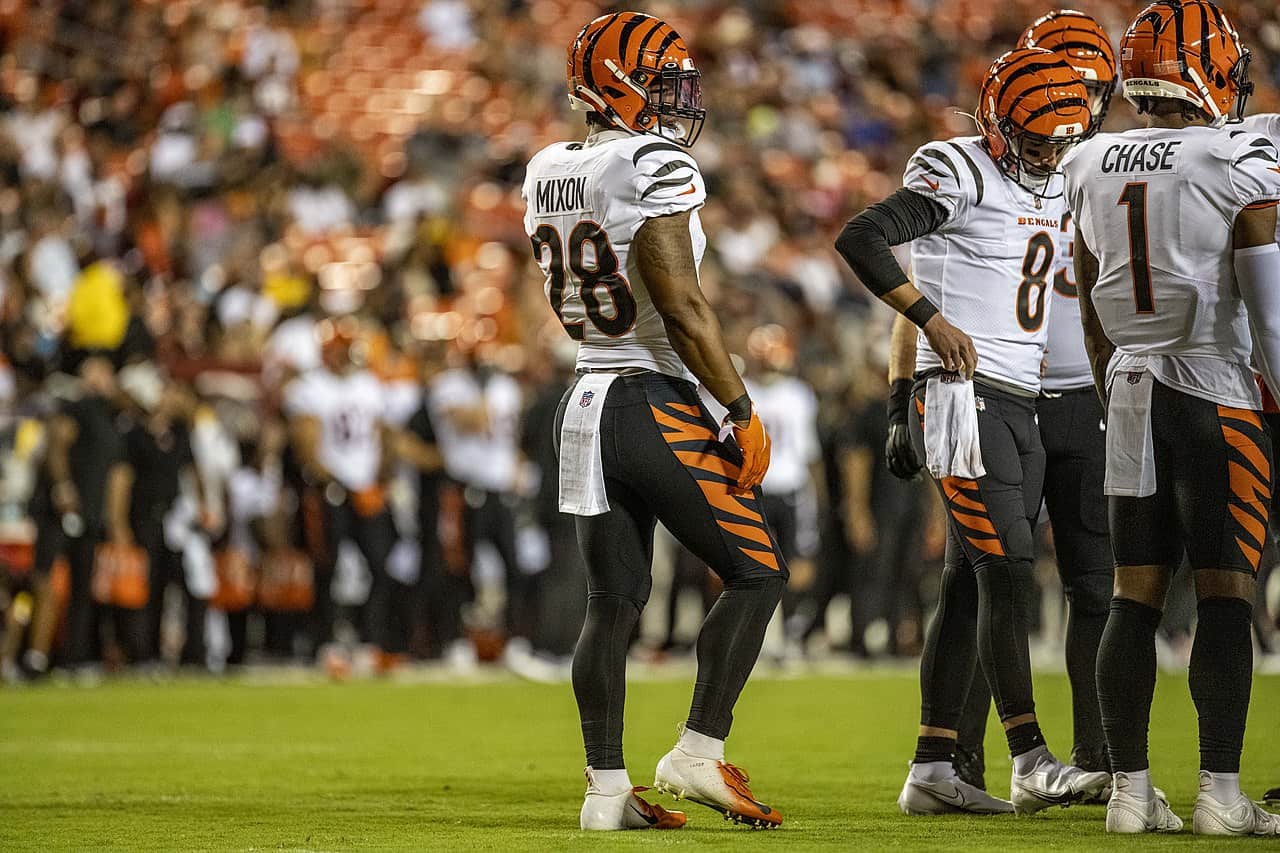 Whats the easiest way to stream Bengals game? (Top apps and sites to watch online)