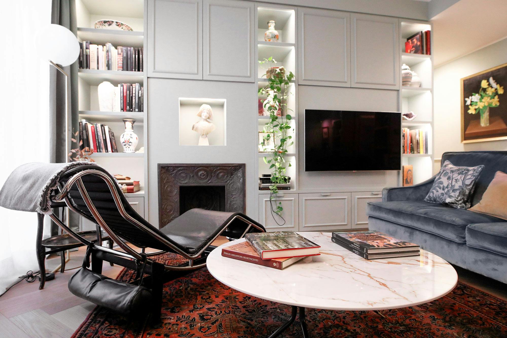 Best Entertainment Furniture for Small Spaces: Maximize Your Living Room