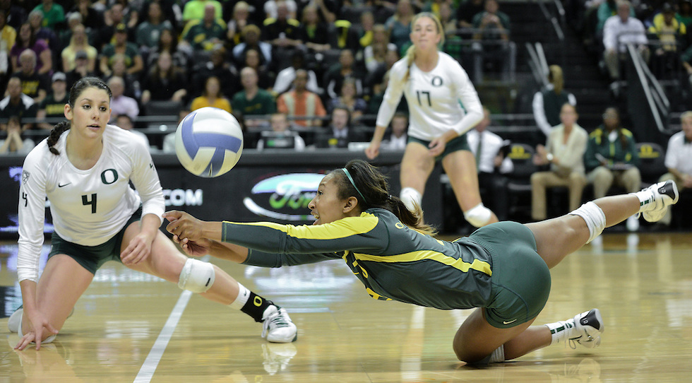 Why Is There a Libero in Volleyball? Find Out Why They Wear a Different Jersey!