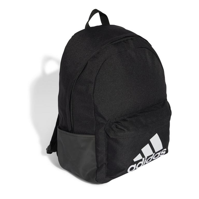 Best Everyday Backpack? The Mochila Classic Badge of Sport Might Be It!