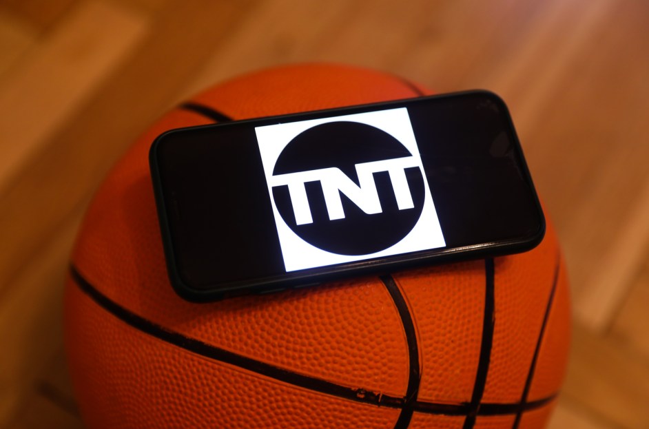 Get TNT Sports Online Free: Dont Miss a Game! (Best Ways to Stream TNT Sports)