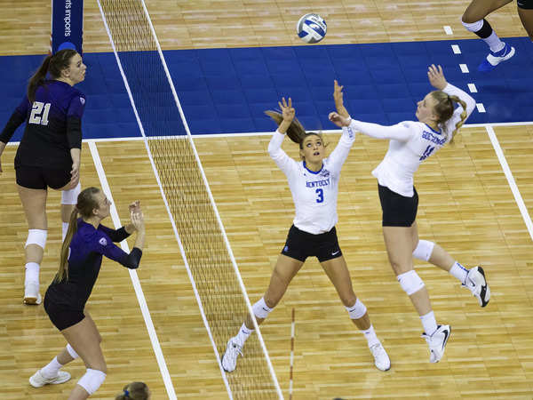 College Volleyball Games Near Me: Your Guide to Live Games!