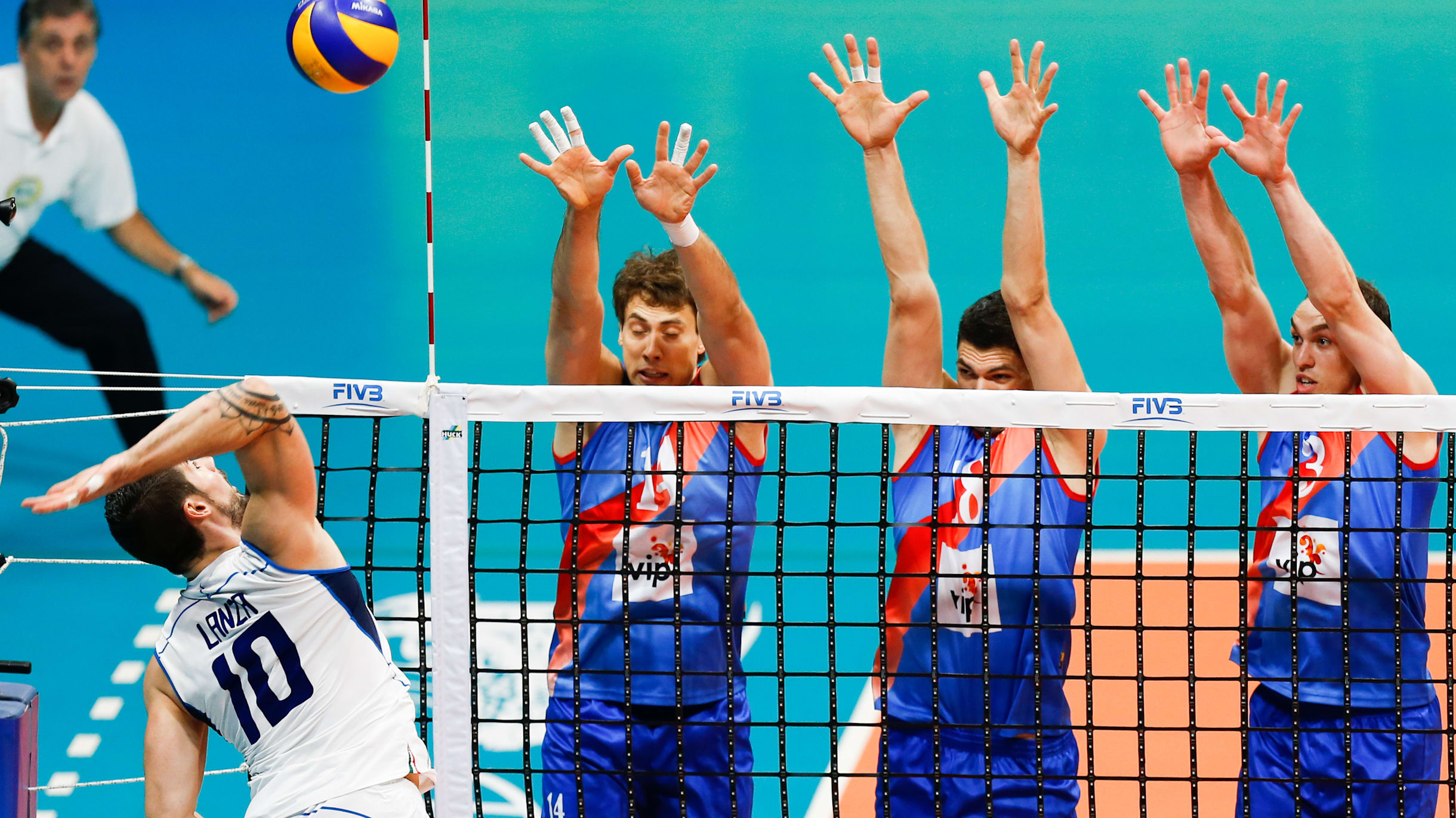 How many games in a volleyball set? Know the rules to win the match!