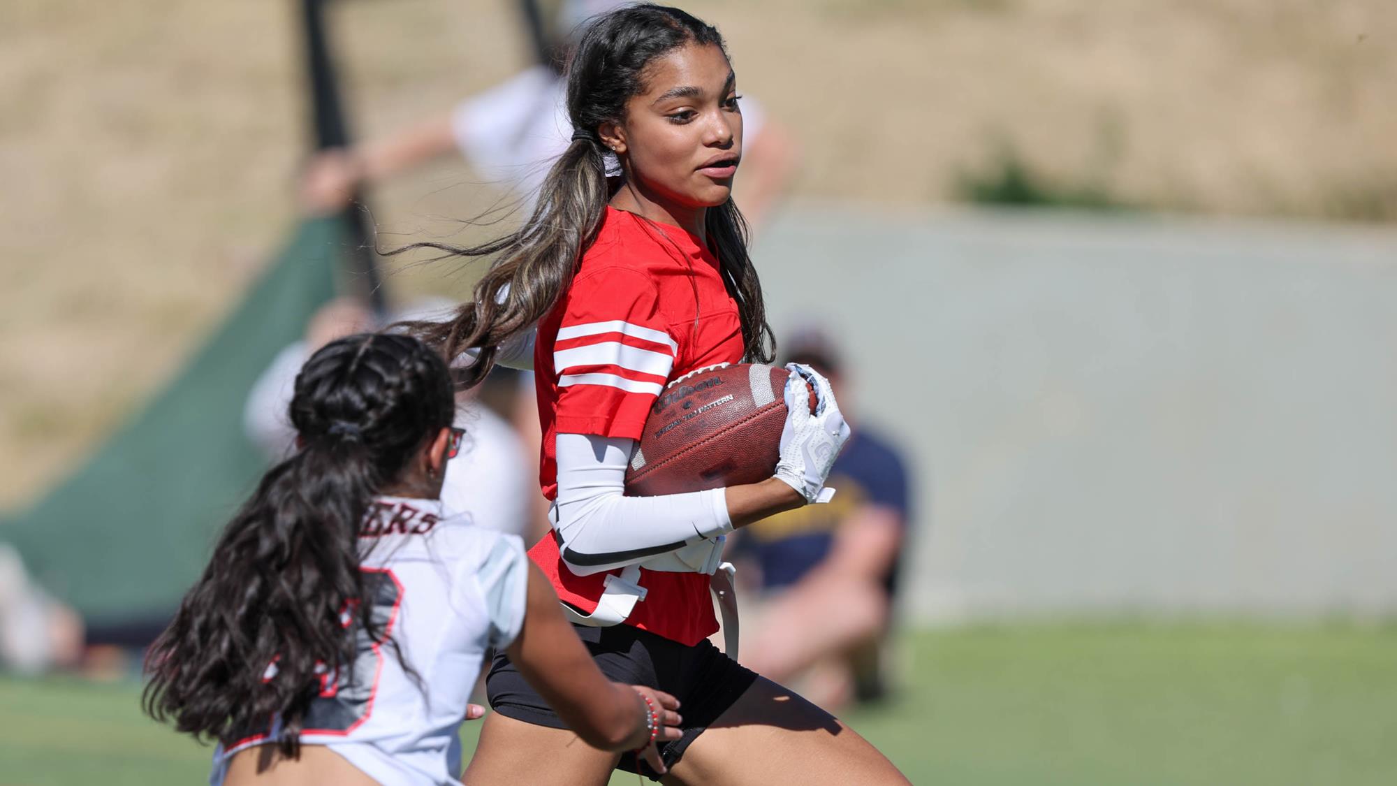 Catching HS Flag Football in Colorado: When Is It Played?  (Season Dates Here!)